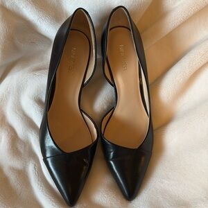 Nine West Heels
Size 9M